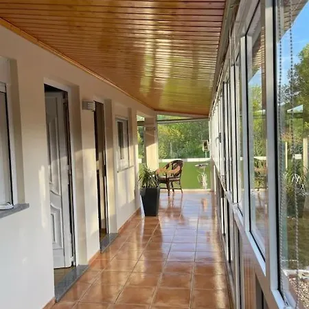 Casa Dos Invernos Сasa de vacaciones Paco (Braganca)