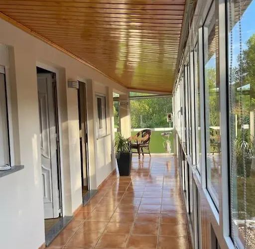 Casa Dos Invernos Vakantiehuis Paco (Braganca)