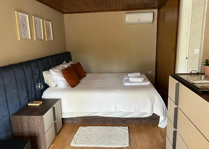 Casa Dos Invernos Vakantiehuis Paco (Braganca)